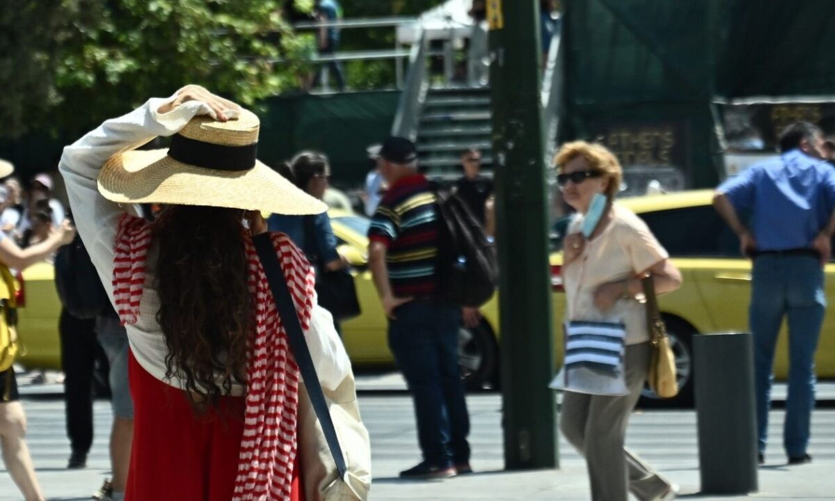 Έρχεται μίνι καλοκαίρι με… 30άρια μετά την κακοκαιρία «Κασσάνδρα»