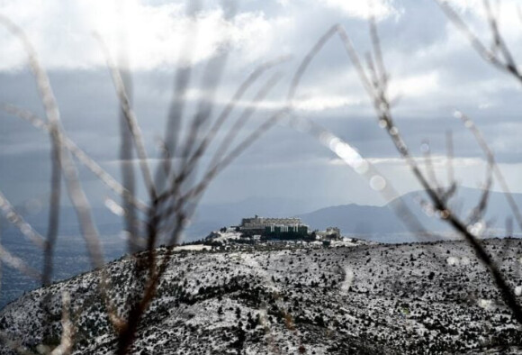 Έρχονται «μπóρες χιονıού» και στην Αττική: Οι 25 περιοχές της Αθήνας που θα «πλnγούν»