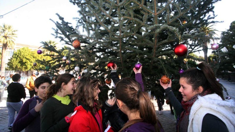 Σχολεία: Πότε ανοίγουν μετά τα Χριστούγεννα – Οι αργίες του 2025