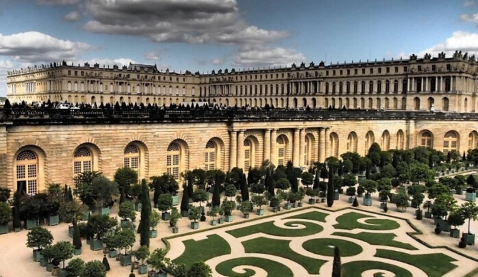 Έκτακτο: Συναγερμός στις Βερσαλλίες – Εκκενώνεται άμεσα το Παλάτι