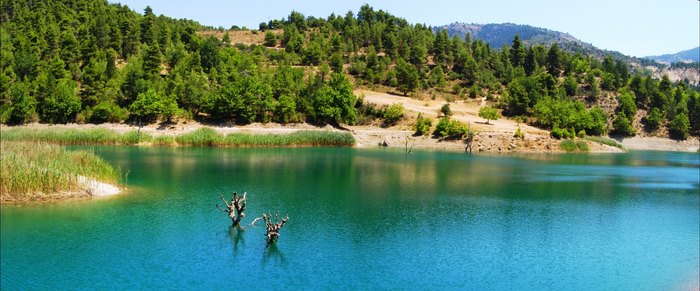 Δεν χρειάζεται να ψάξεις πολύ.. Ο παράδεισος υπάρχει και βρίσκεται μόλις 2 ώρες από την Αθήνα!