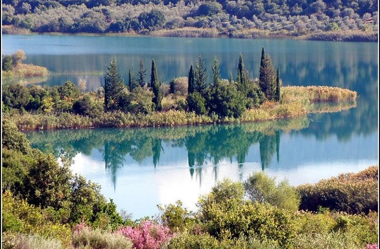 Δεν είναι η Ελβετικό τοπίο: Ανακαλύψτε το χωριό στον Ορεινό Βάλτο που θυμίζει επίγειο παράδεισο