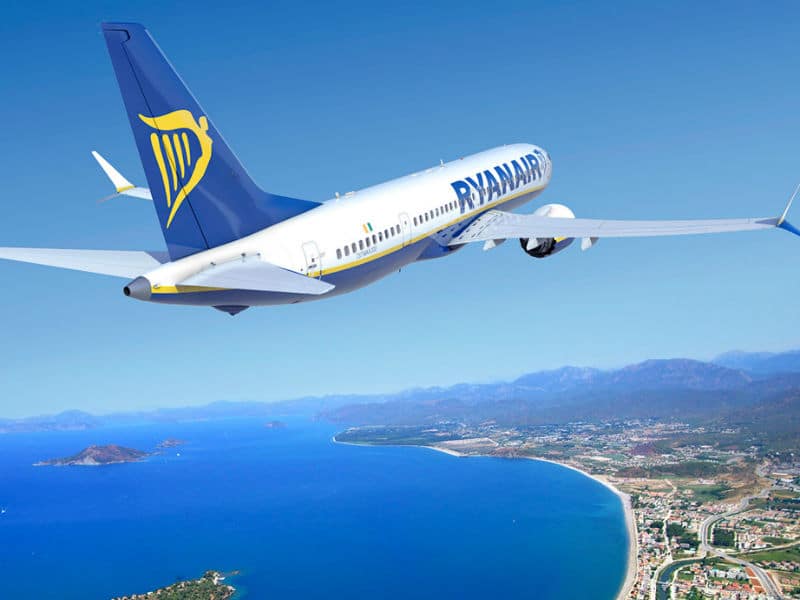 Χριστουγεννιάτικη προσφορά από την Ryanair! Κλείστε τα εισιτήρια σας μόνο με…10€!