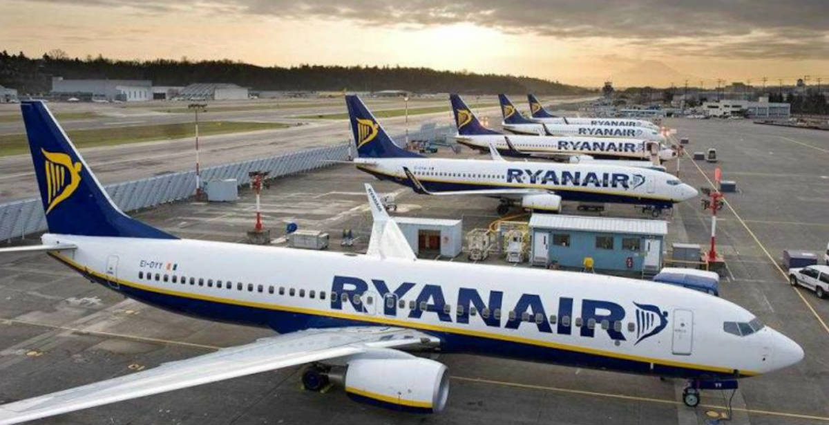 Το μήνυμα της Ryanair προς τους πελάτες της: “Δεν αναμένουμε να εκτελέσουμε πτήσεις τον Απρίλιο και το Μάιο”