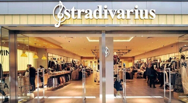 Έχει γίνει viral στο Tik Tok, κοστίζει 35,99 ευρώ: Υπάρχει λόγος να αγοράσεις αυτό το παντελόνι των Stradivarius