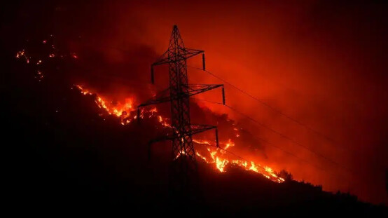 Φωτιά Τώρα: Ηχεί το 112, Κινδυνεύουν σπίτια – Τι έχει συμβεί