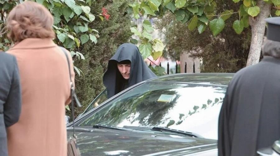 Κλείστηκε ξαφνικά σε Μοναστήρι: Πασίγνωστη ηθοποιός και κόρη διάσημου Έλληνα τα παράτησε όλα κι έγινε Μοναχή